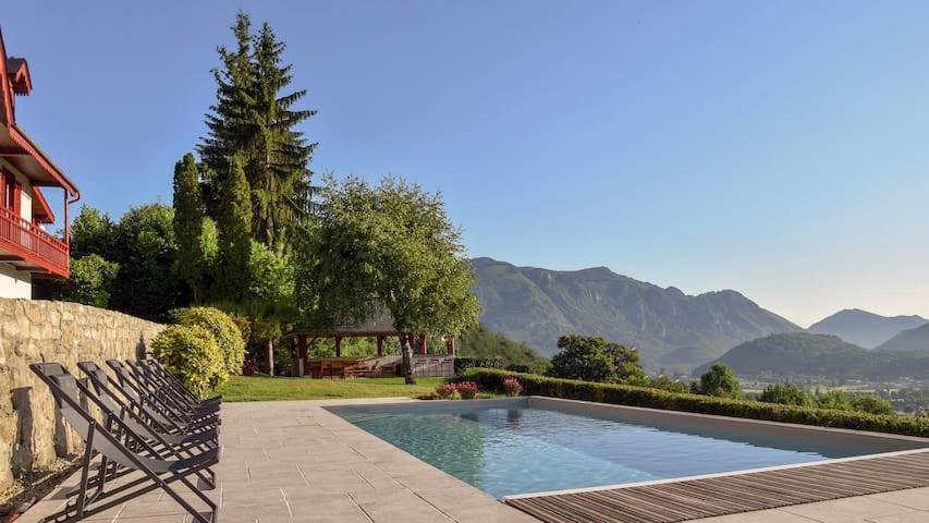 Le Chalet Des Pyrenees St Savin Saint-Savin  외부 사진